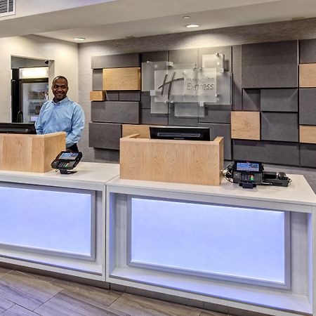 Holiday Inn Express Hotel & Suites Memphis Southwind By Ihg Germantown Eksteriør bilde